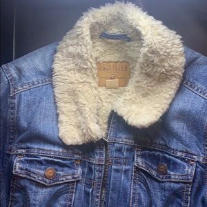 Hollister Jean jacket with fur